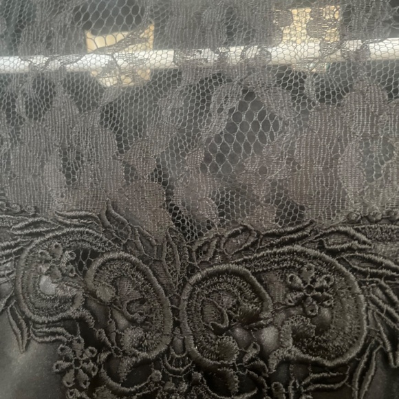 Vintage Nilani Romantic Black Button Down Back Blouse - Picture 4 of 12